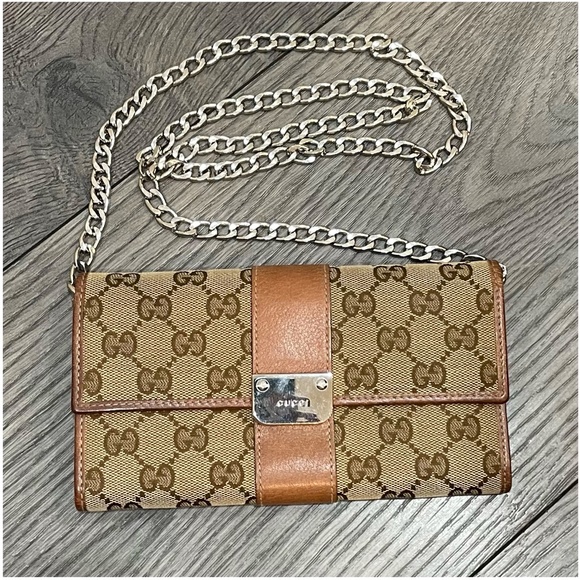 Authentic Gucci GG Canvas Long Wallet with chain - Picture 3 of 15